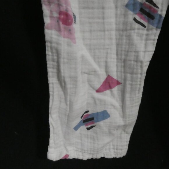 Unbranded | medium | Geometric & Pink Pig Patterned Lounge / Pajama Pants - Picture 15 of 16